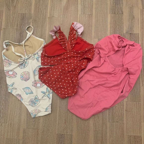 Bundle of 3 Girls Bathing Suits Gap Old Navy 5T Kids - Picture 2 of 2